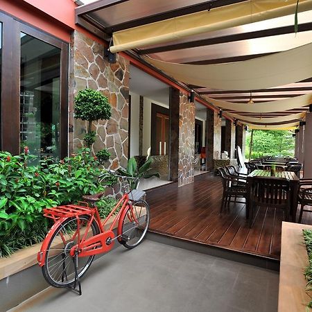 The Charm Boutique Resort Khon Kaen Esterno foto