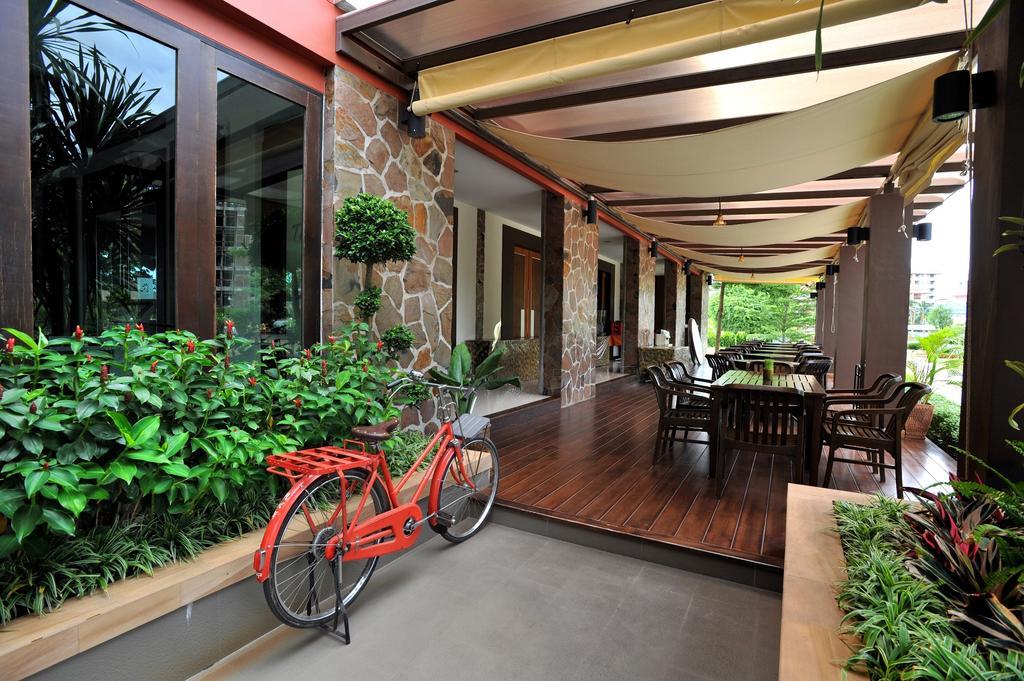 The Charm Boutique Resort Khon Kaen Esterno foto
