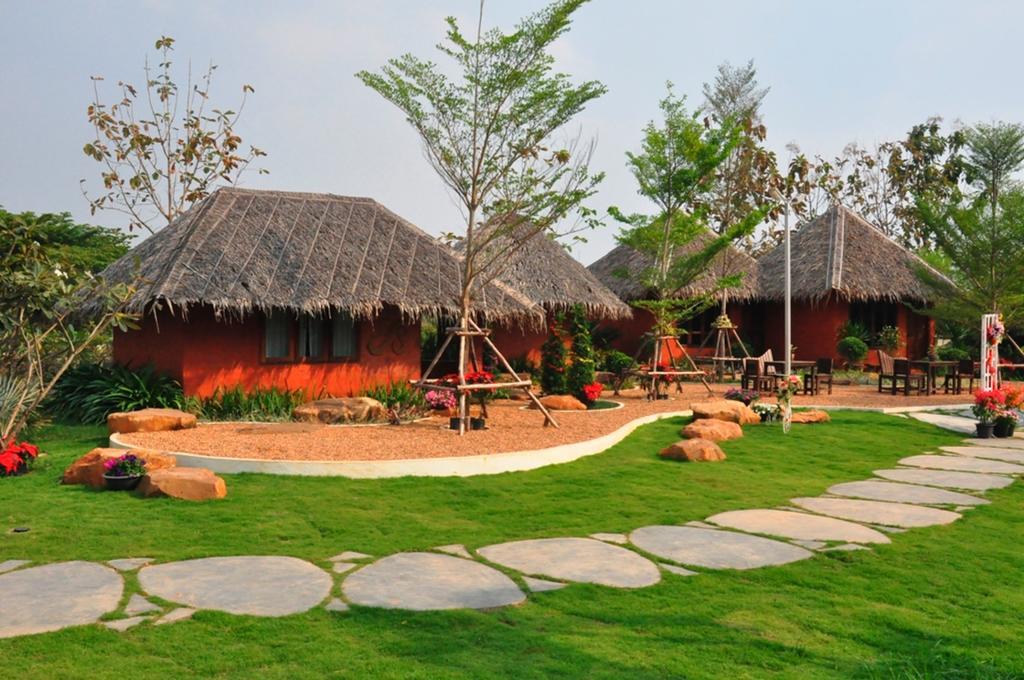The Charm Boutique Resort Khon Kaen Esterno foto
