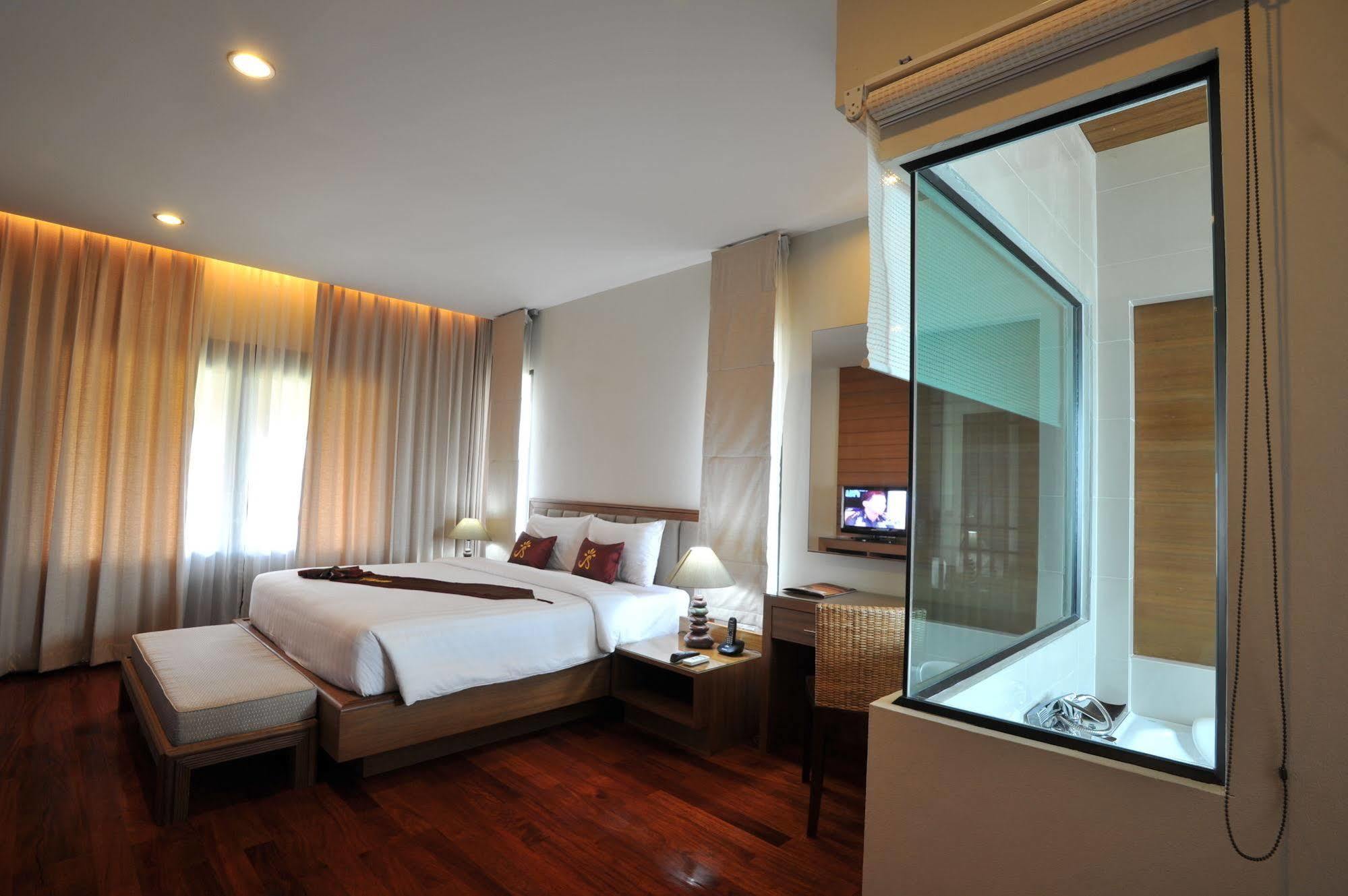 The Charm Boutique Resort Khon Kaen Esterno foto